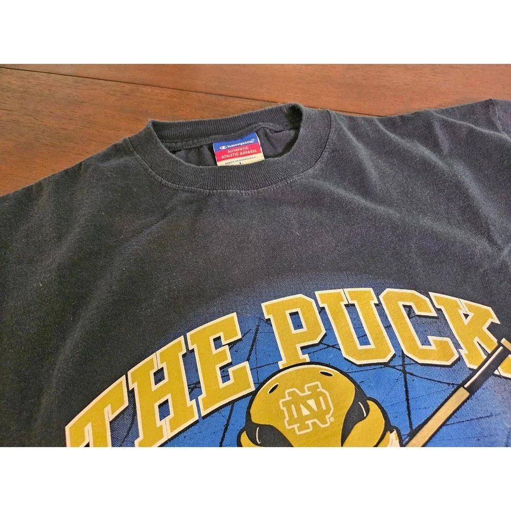 Champion T-Shirt Mens Large Black Notre Dame Hockey The Puck Stops Here Graphic - Picture 3 of 7
